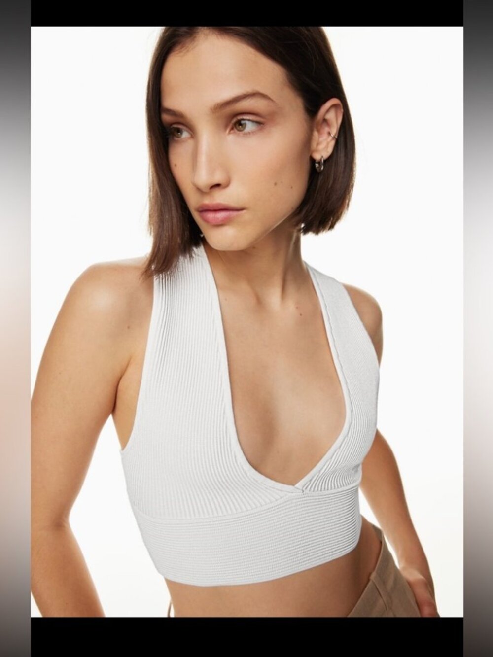 ARITZIA Babaton Sculpt Knit Deep V-Neck Tank Top – White, Size XS